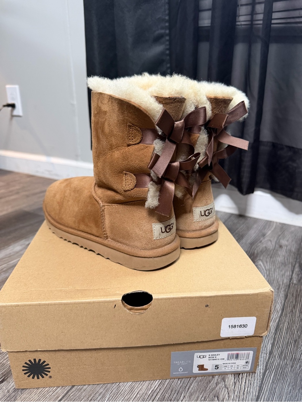 UGG Kids Chestnut Bailey Bow ll